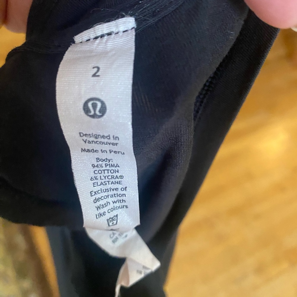 Lulu lemon black racer back tank top. Size 2. Amazing condition!! - Picture 4 of 4